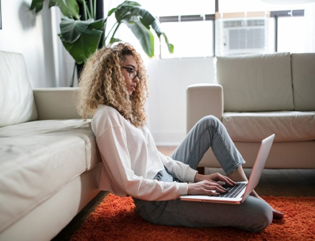 Huge Discounts Available for Limited Time at PayingSocialMediaJobs.com